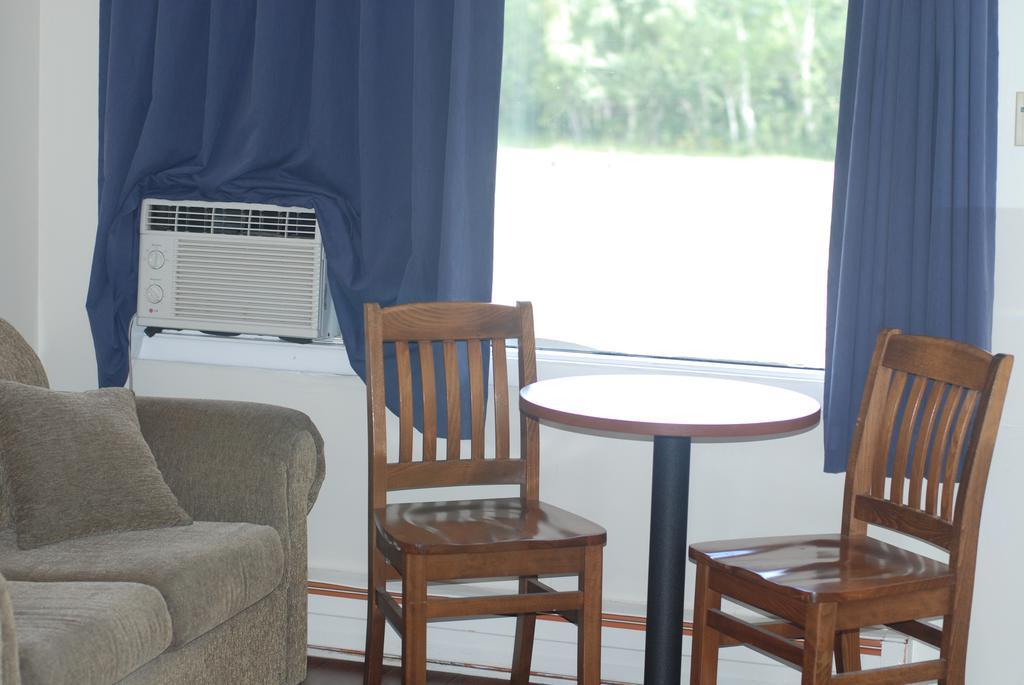 Tantramar Motel Sackville Dış mekan fotoğraf