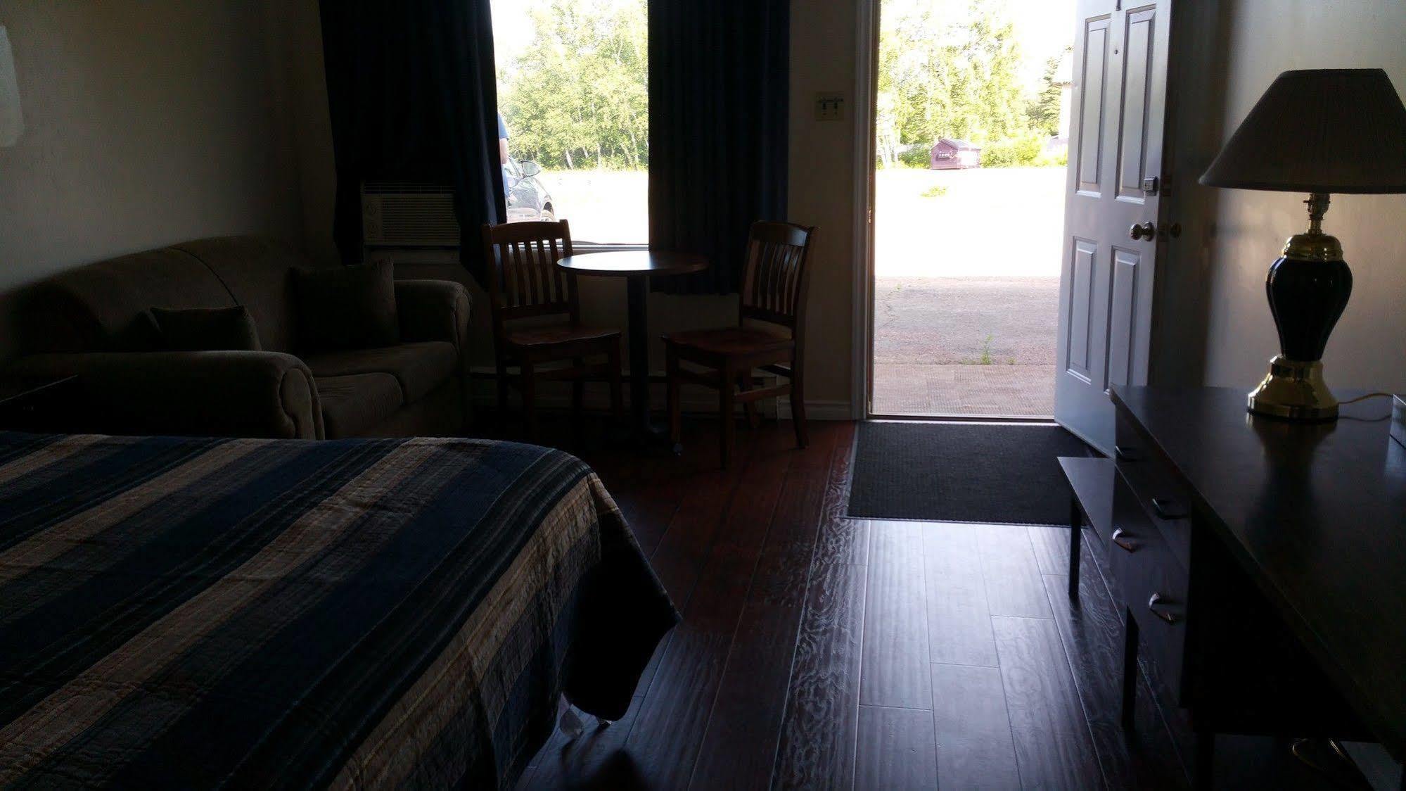Tantramar Motel Sackville Dış mekan fotoğraf